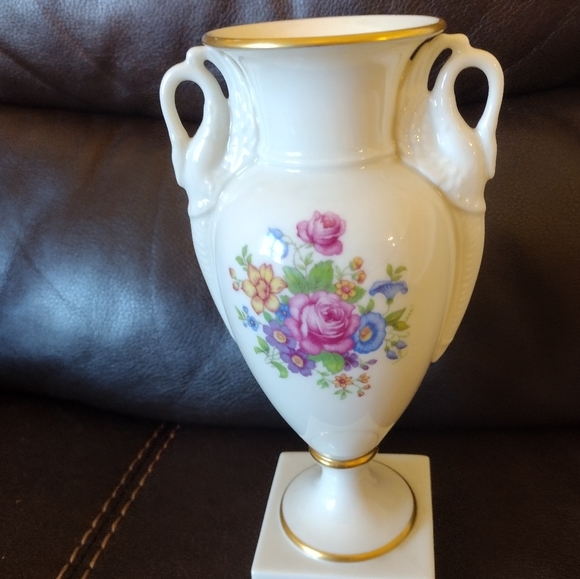 Lenox Rose Empire Vase - Picture 6 of 7